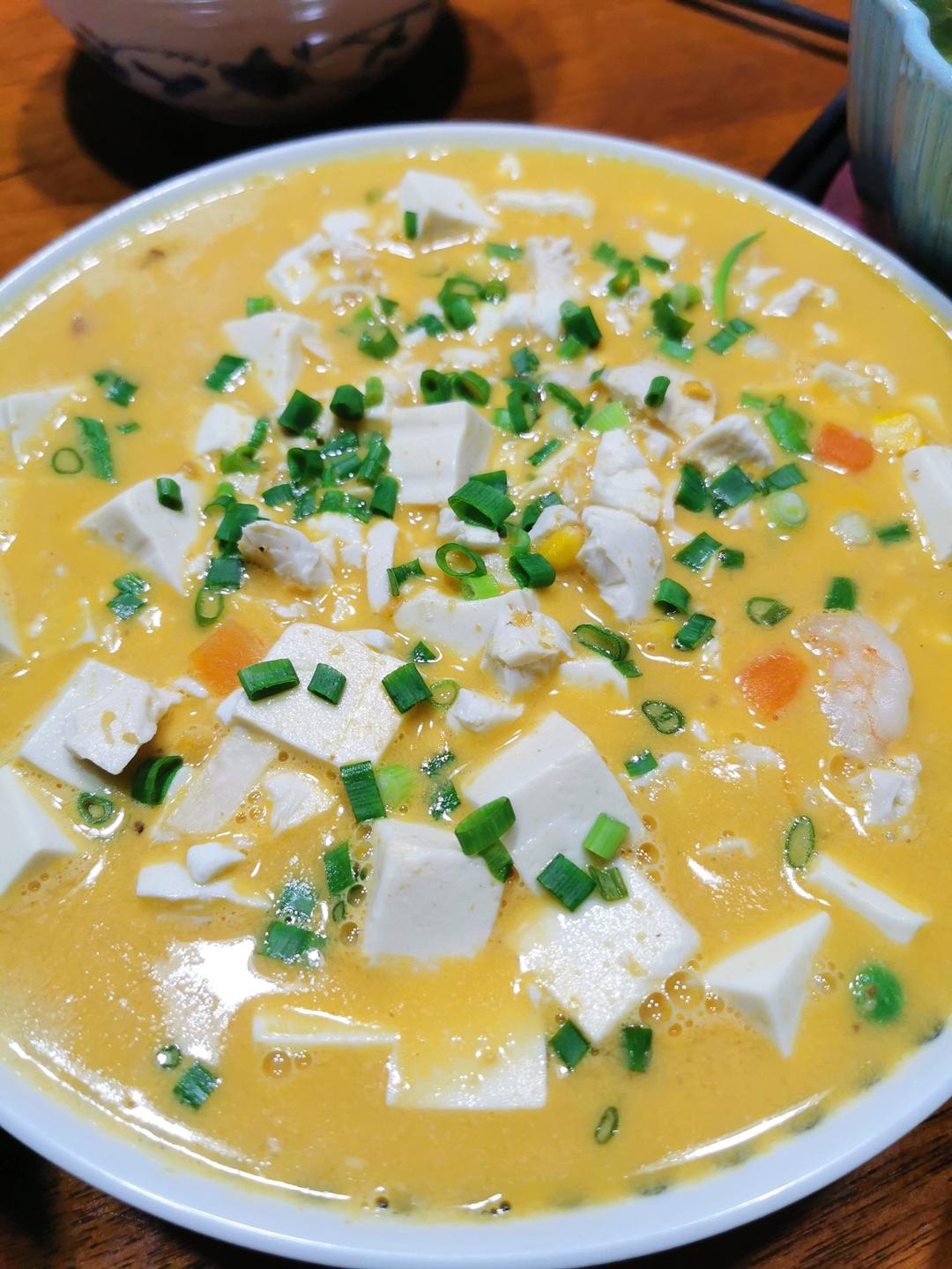 咸蛋黄虾仁豆腐羹
