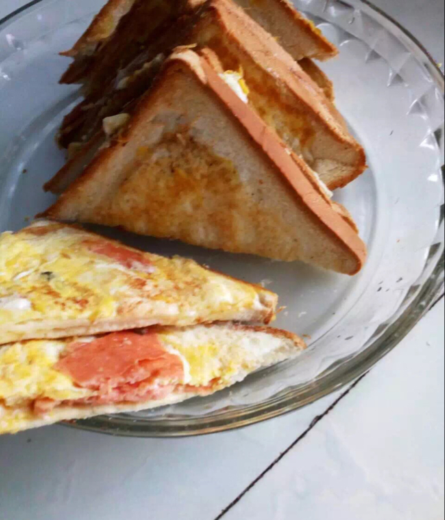 一片面包的三明治