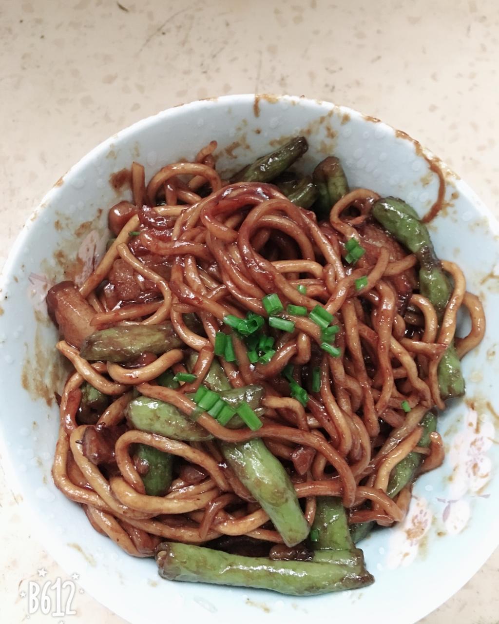 芸豆焖面（附万能的腌肉不老的办法）