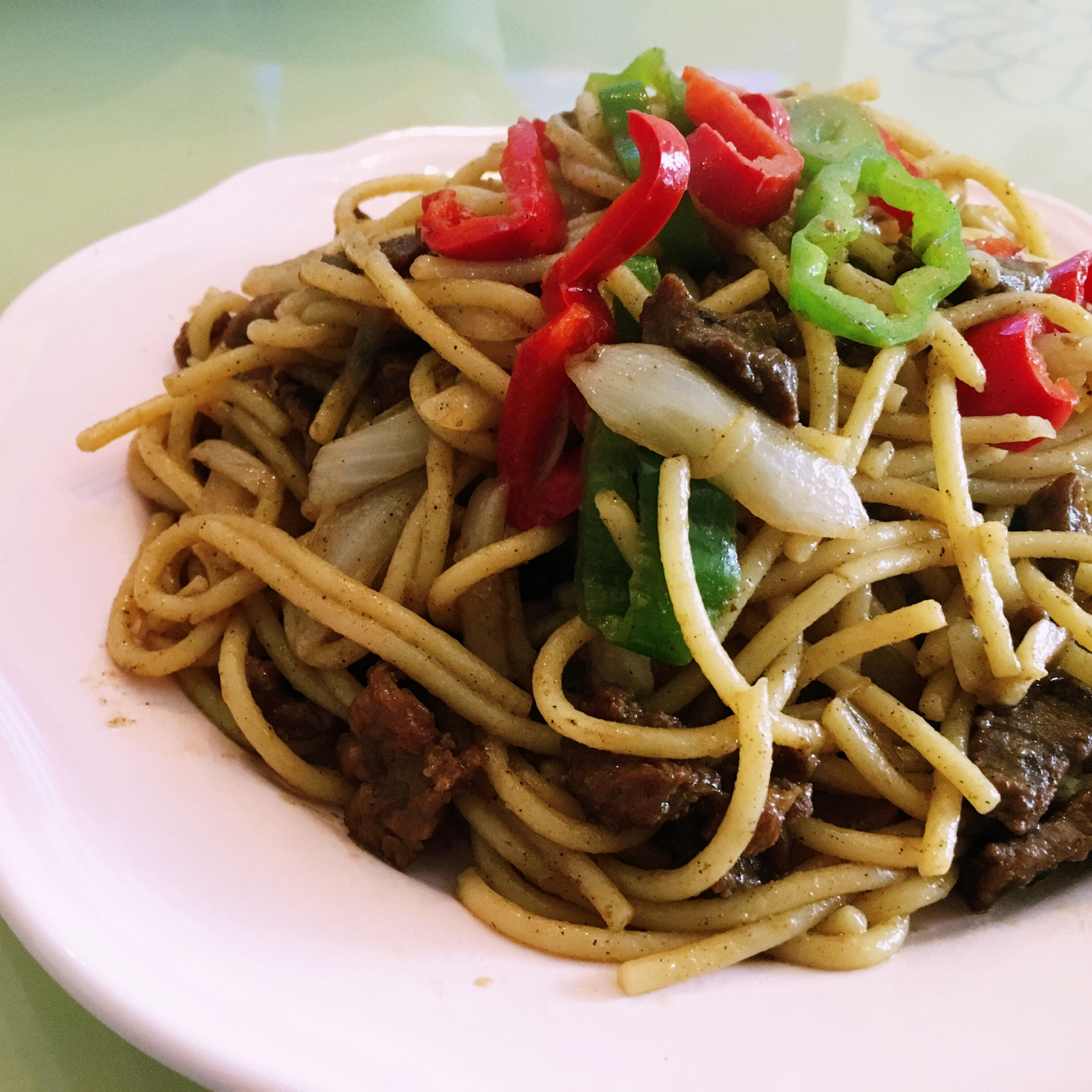 黑椒牛柳炒意面