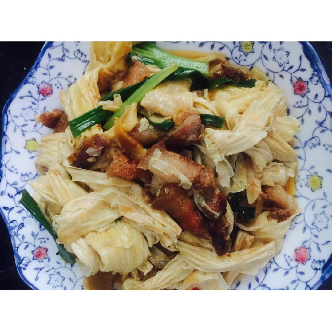 腐竹炒肉