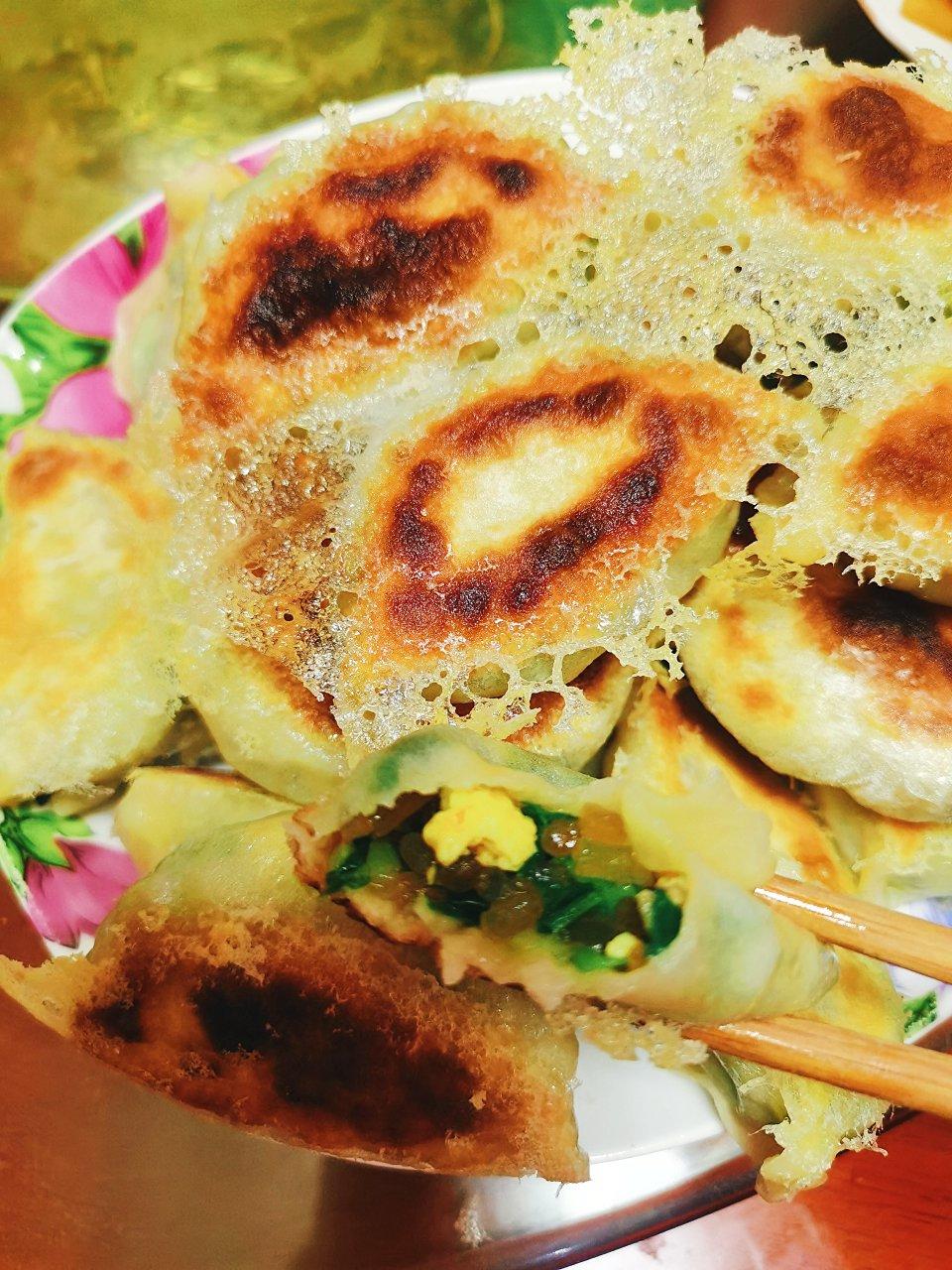 家庭版韭菜素馅锅贴饺子