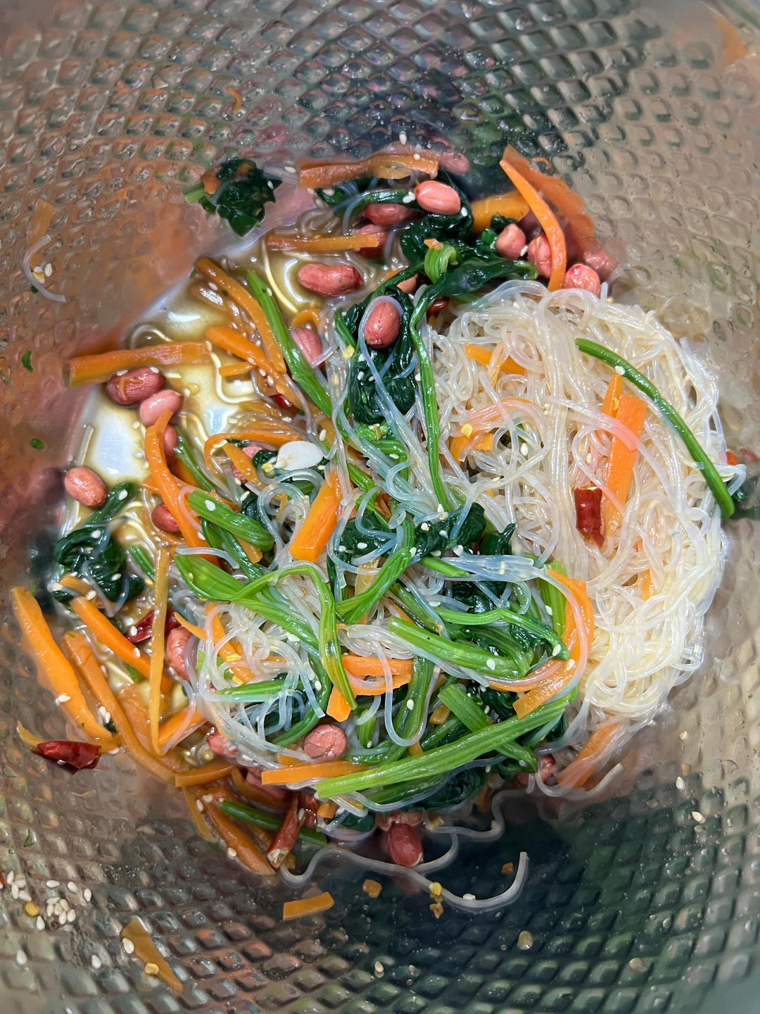 开胃爽口又营养的菠菜拌粉丝