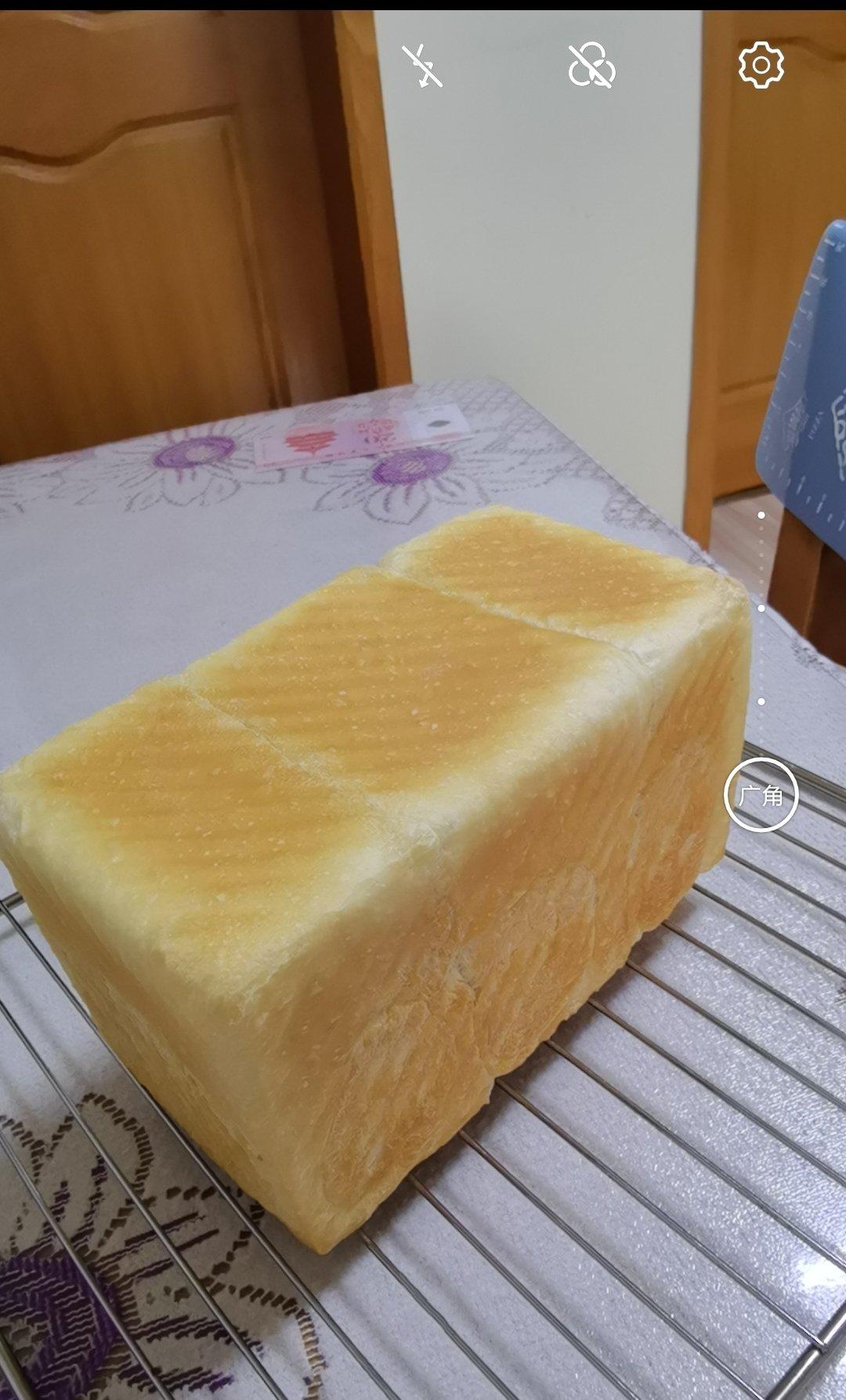 软到拿不起来的生吐司