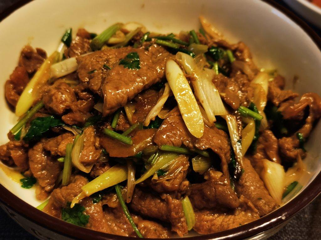【嗷呜】老北京葱爆羊肉