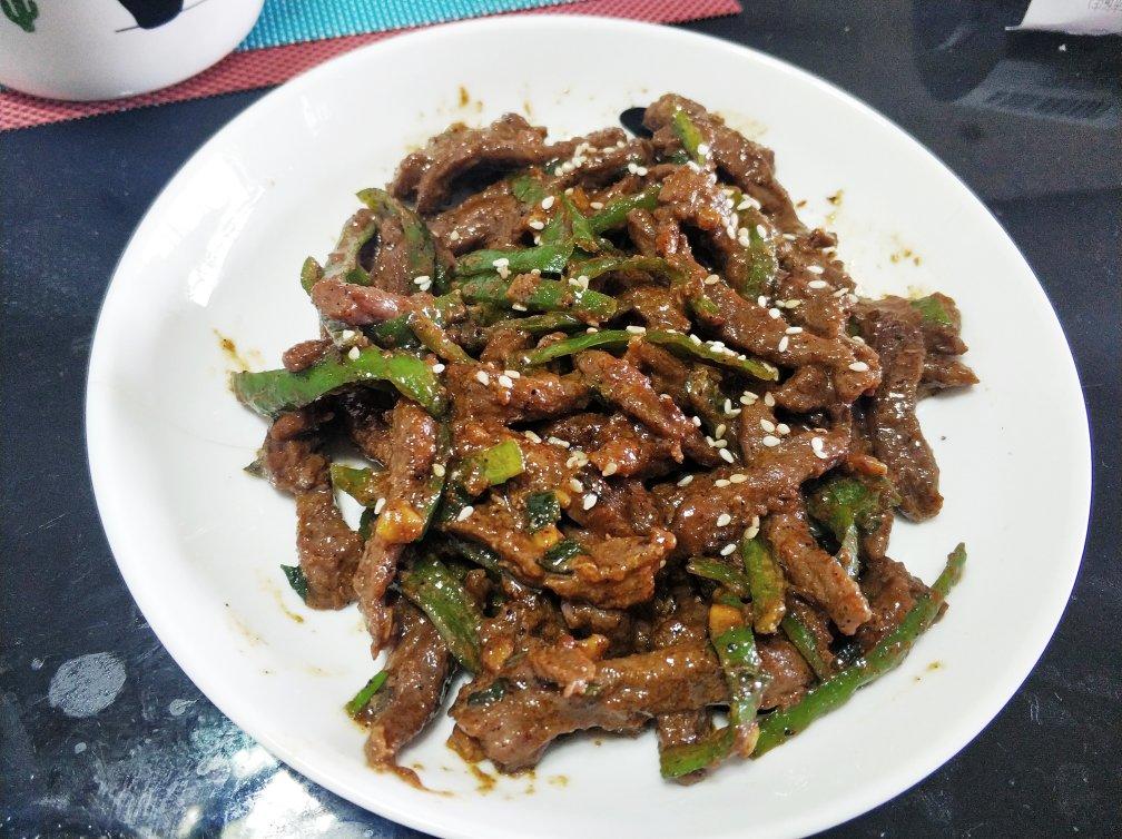 杭椒牛柳黑椒牛柳 终于找到炒出嫩牛肉的办法了 肉片肉丝都适用