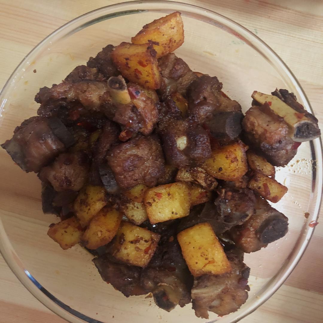 川味土豆烧排骨