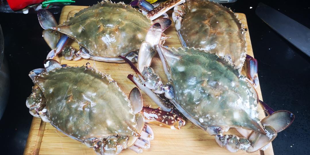 〈好的冻蟹怎么吃？〉黑胡椒葱油糖炒蟹