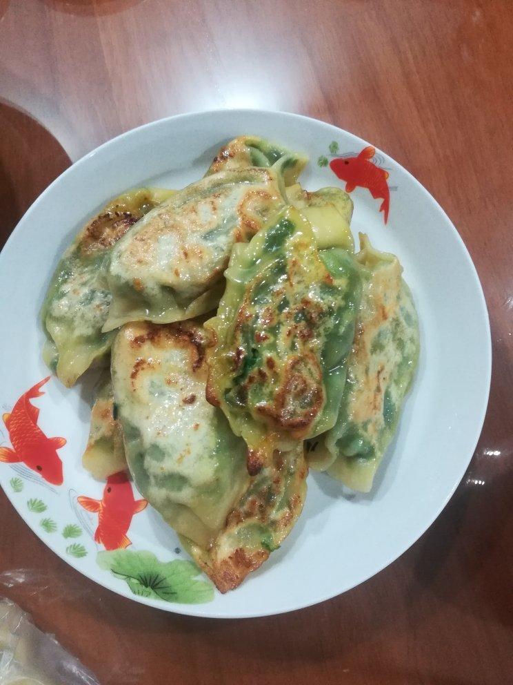 韭菜猪肉馅儿饺子