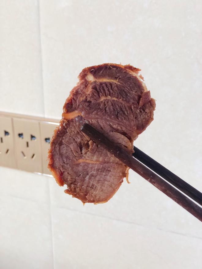 高压锅版酱牛肉的做法
