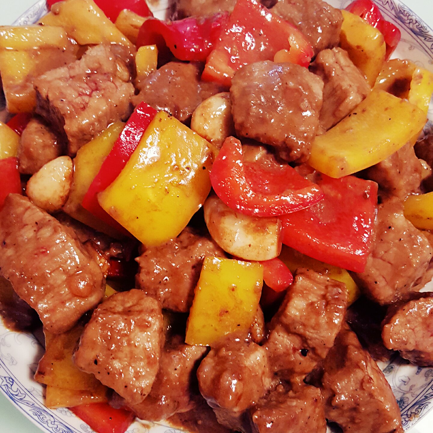 黑蒜子牛肉粒