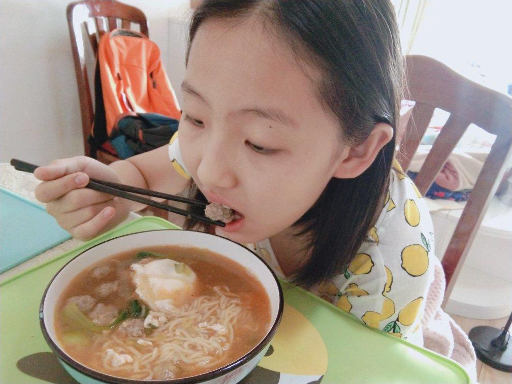 羊肉丸子粉丝汤