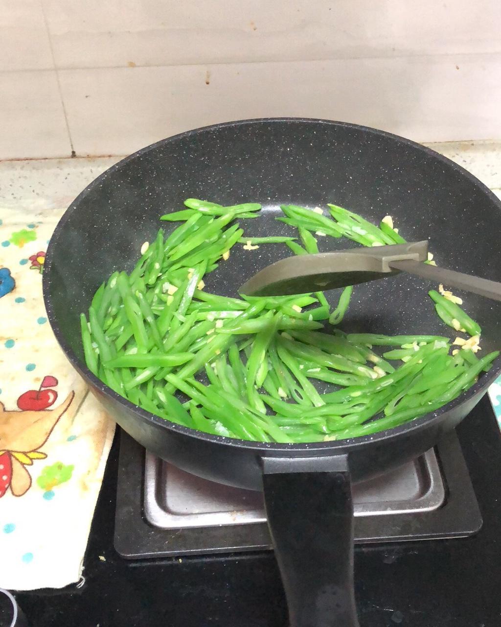 清炒扁豆丝