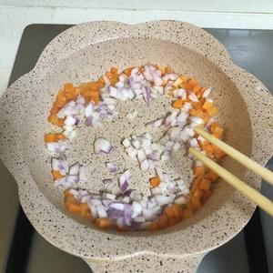洋葱胡萝卜土豆西红柿炖小牛里脊软饭的做法 步骤8