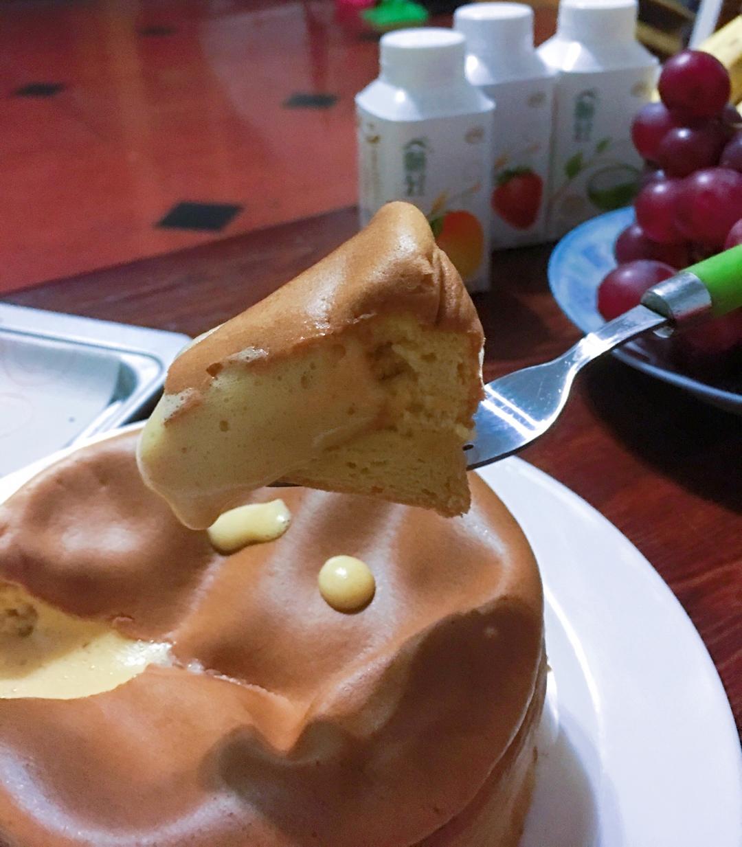 疯狂蜂蜜熔岩蛋糕——只需4种材料的热门甜品
★经典配方★