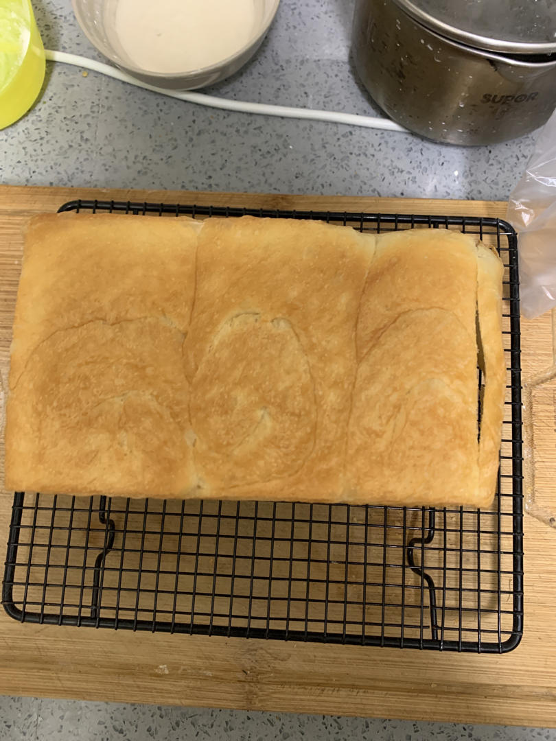 软到拿不起来的生吐司