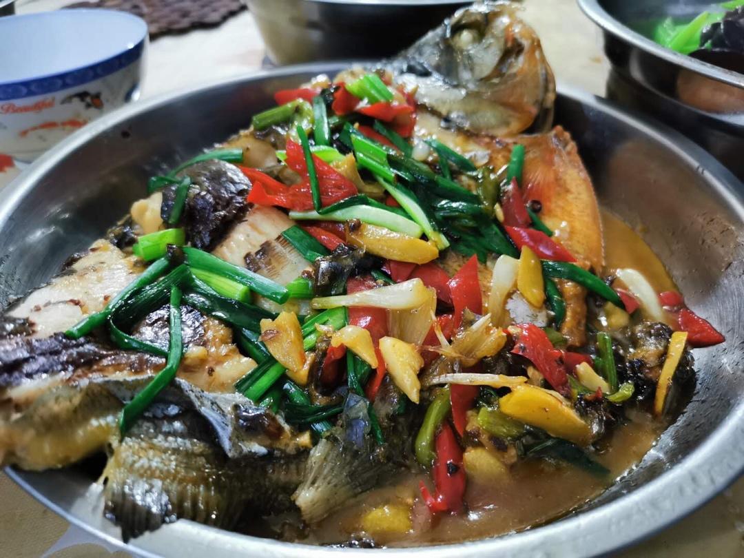 家常红烧鱼