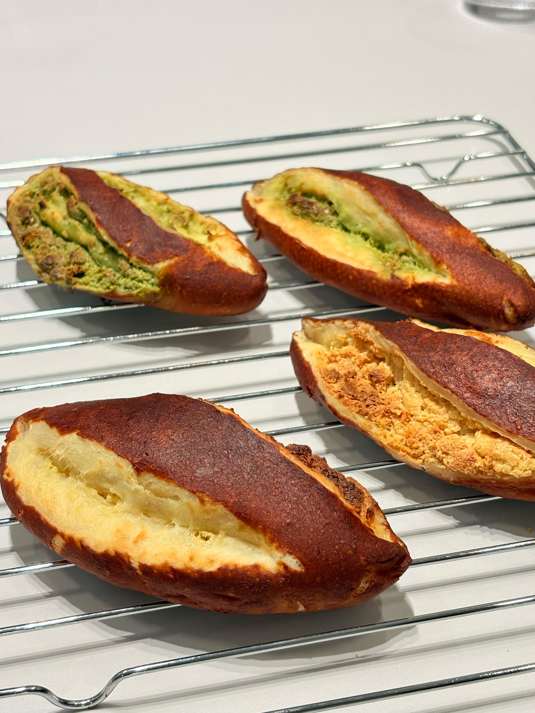 原味（抹茶）2款奶酥馅德式碱水面包｜一次搞定两种口味｜高颜值｜快手｜免手套膜｜免发酵