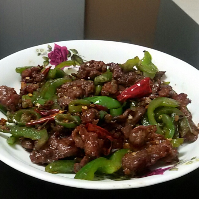 小炒牛肉