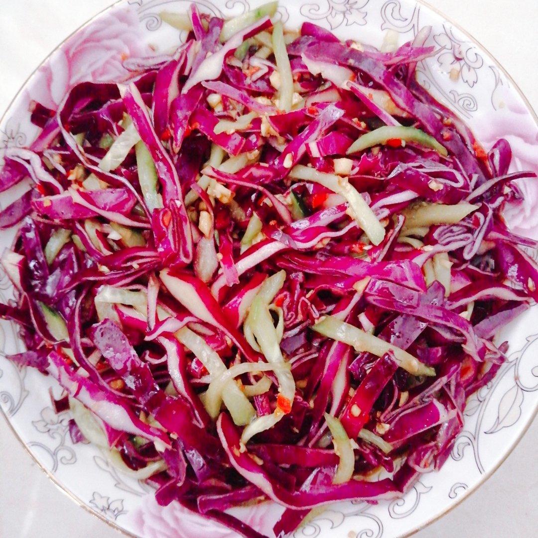凉拌紫甘蓝