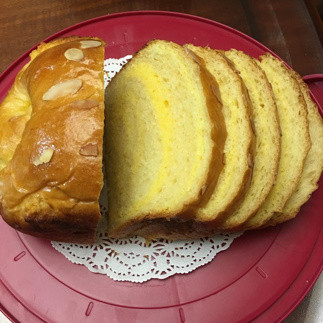 椰蓉吐司面包 Coconut Loaf