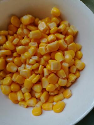 家常鸡丁玉米粒的做法 步骤4