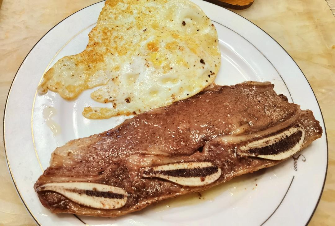 超juicy的香煎牛仔骨