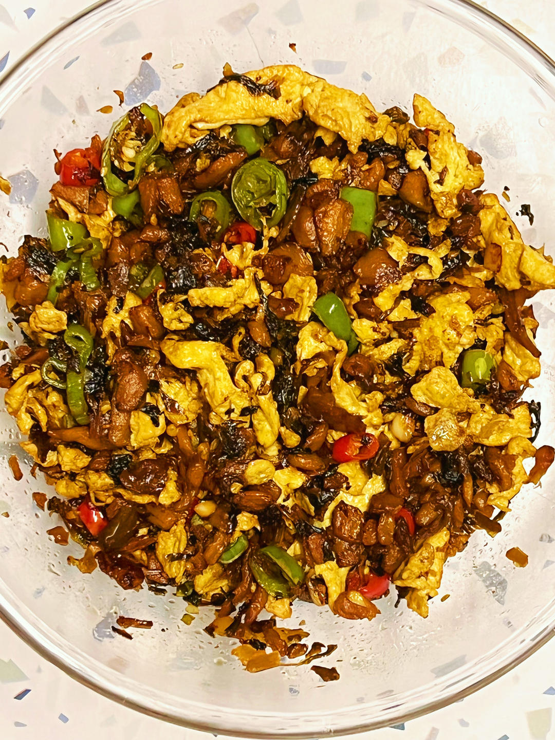 外婆菜炒鸡蛋