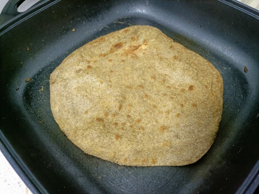 低脂饱腹的贼香荞麦饼的做法