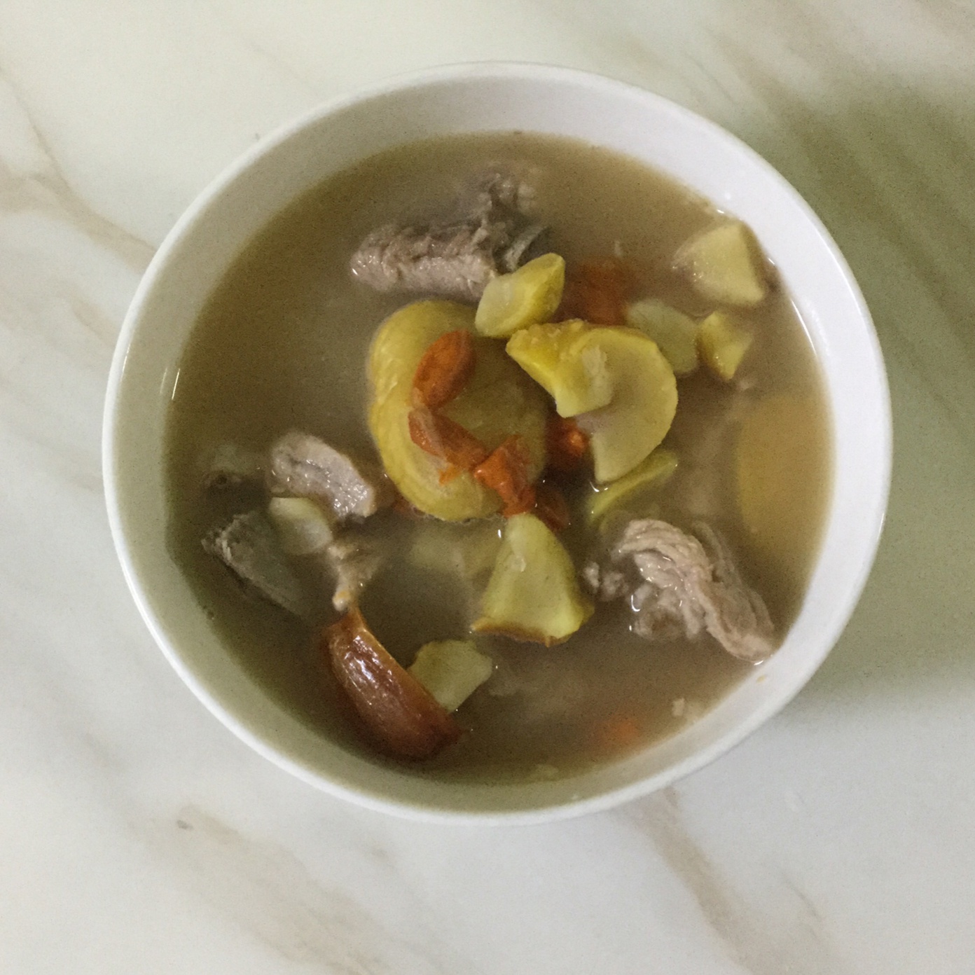 栗子红枣小排汤