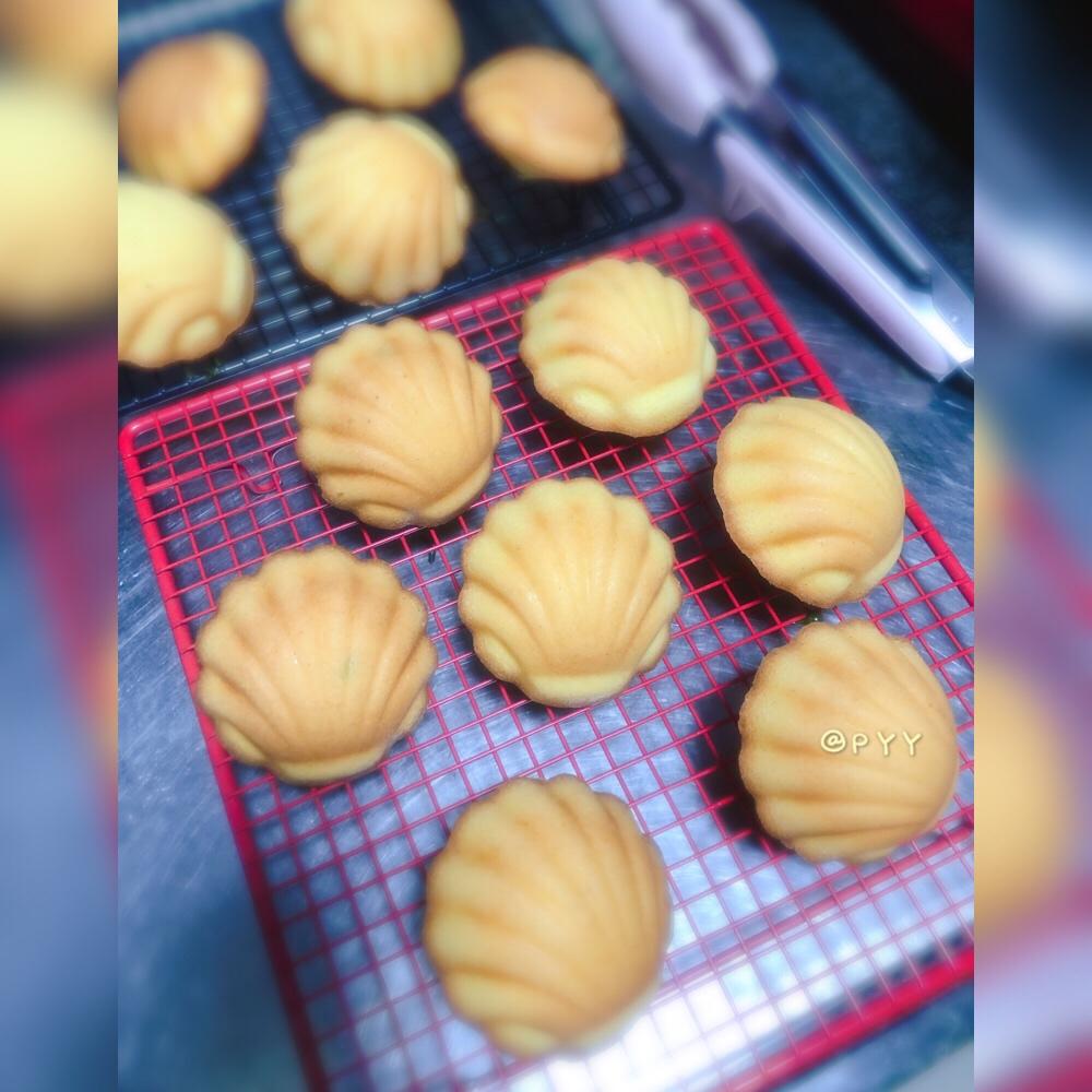 柠檬白巧克力玛德琳