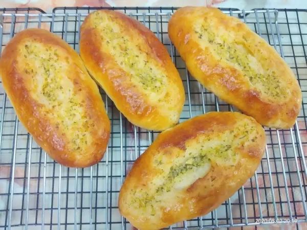 蒜香面包
