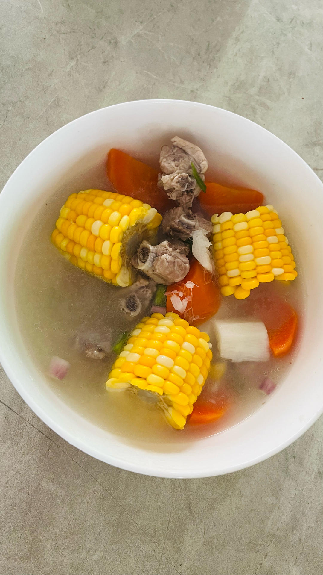 玉米山药排骨汤～