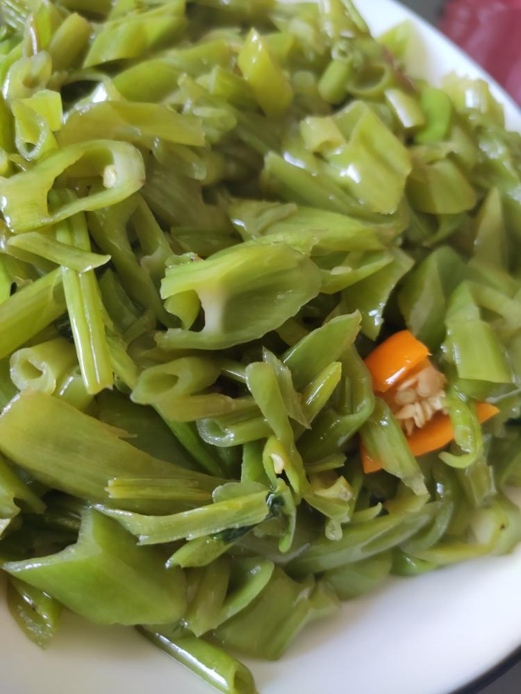 酸辣空心菜梗