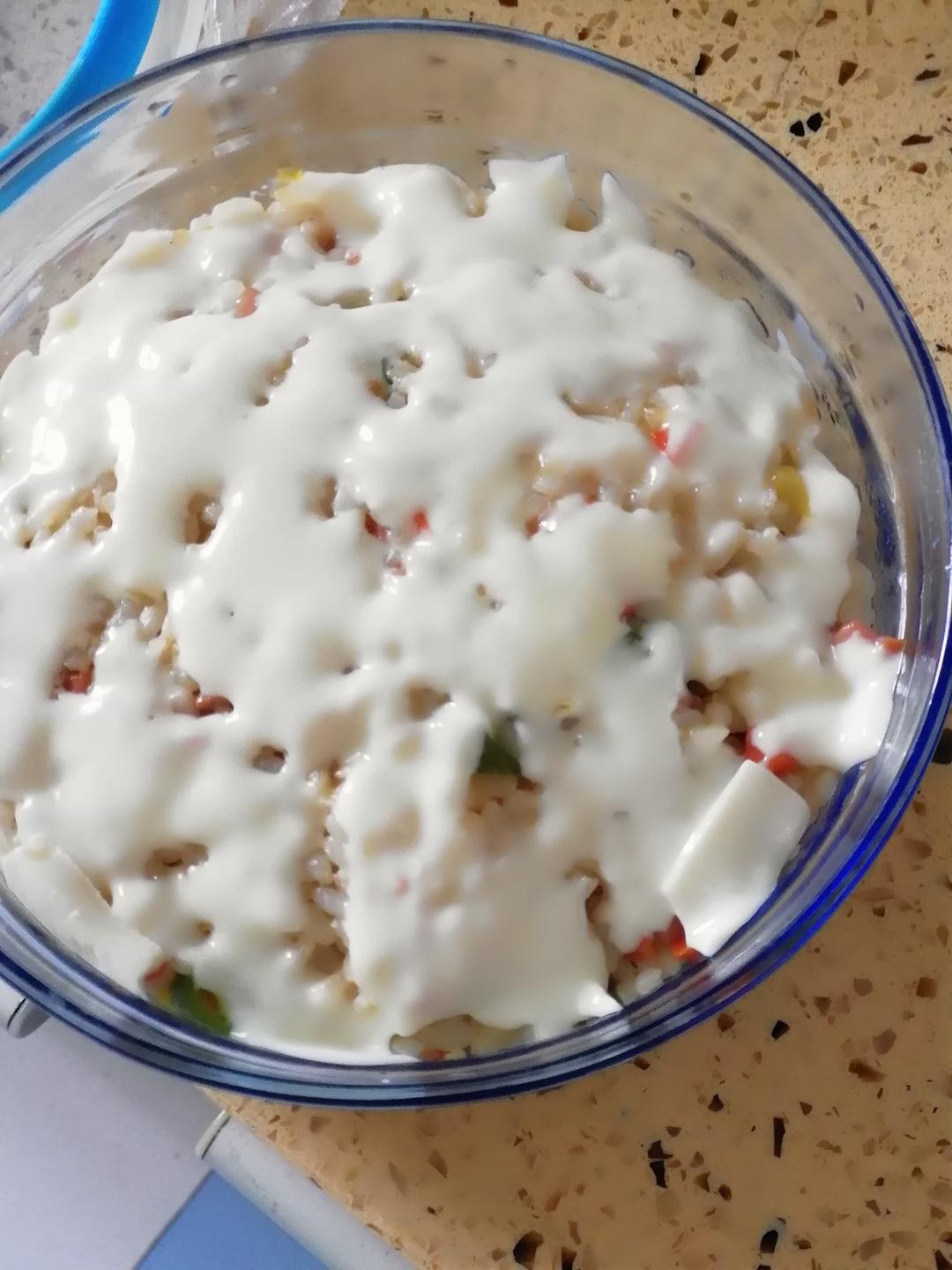 鲜虾培根芝士焗饭