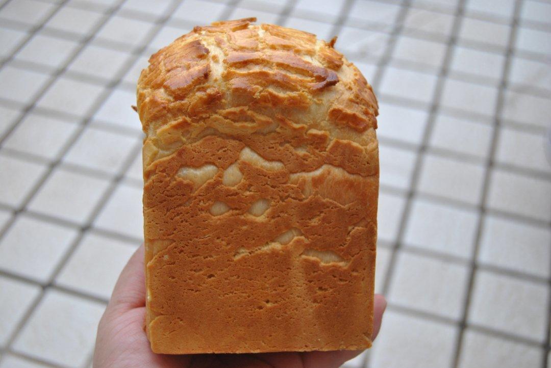 菠萝奶酥吐司