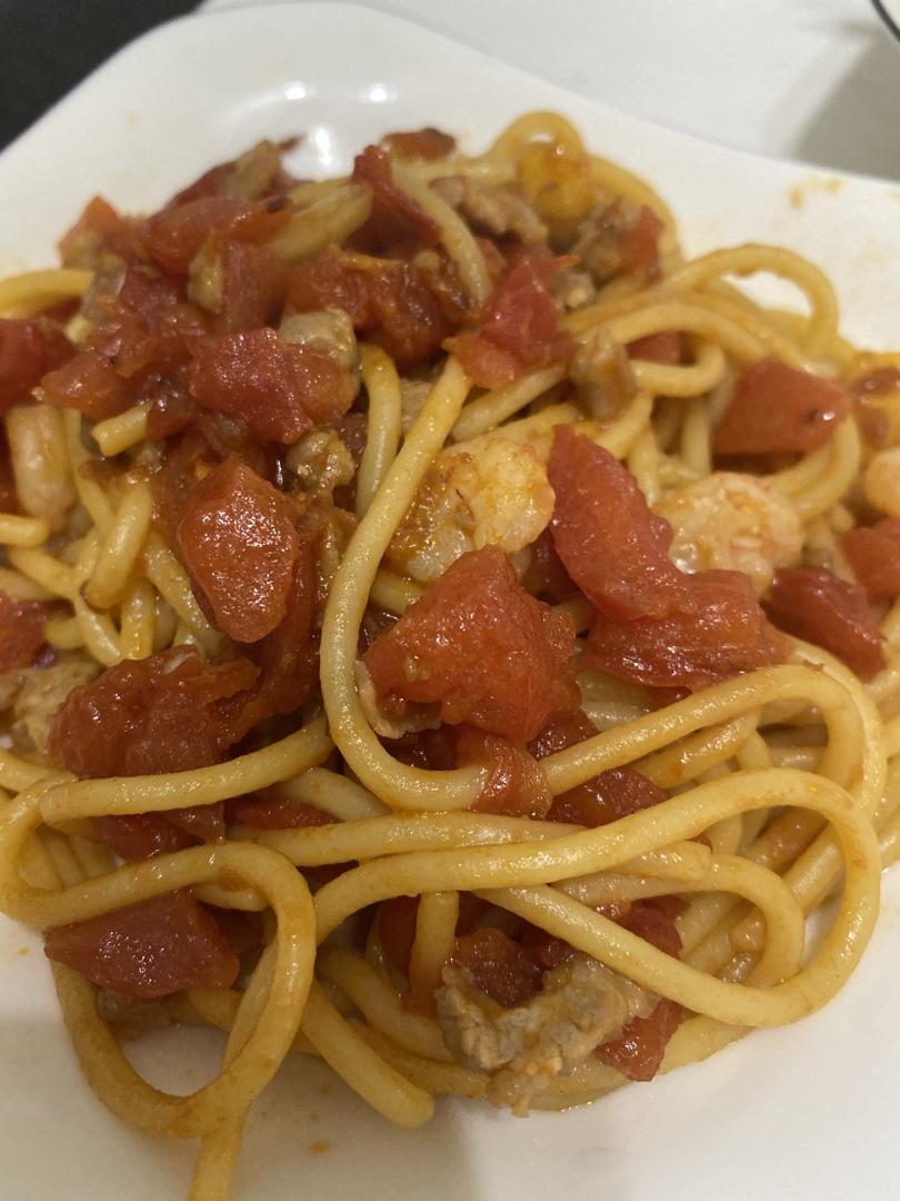 虾仁蕃茄意大利面