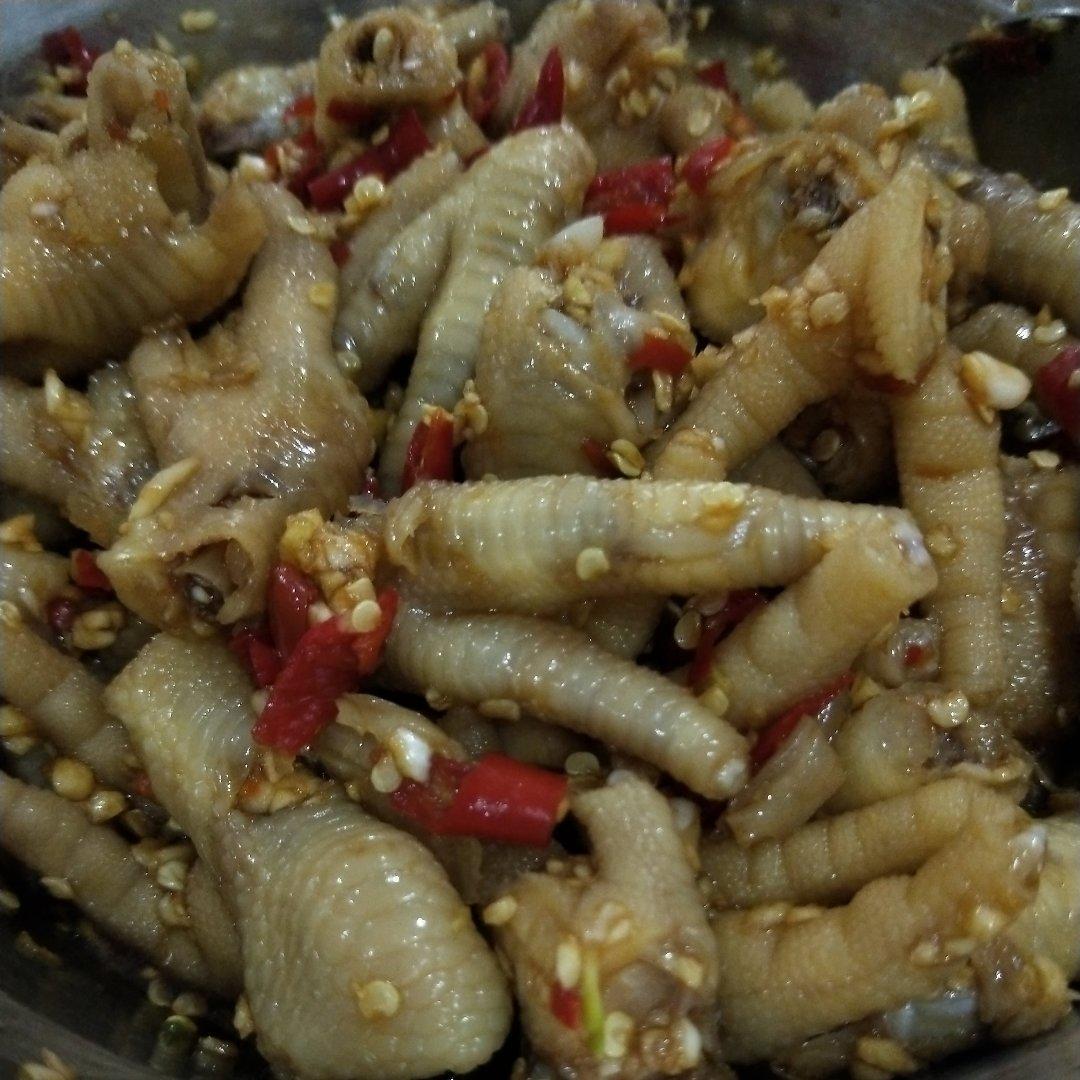 绝对不会后悔的酸辣鸡爪