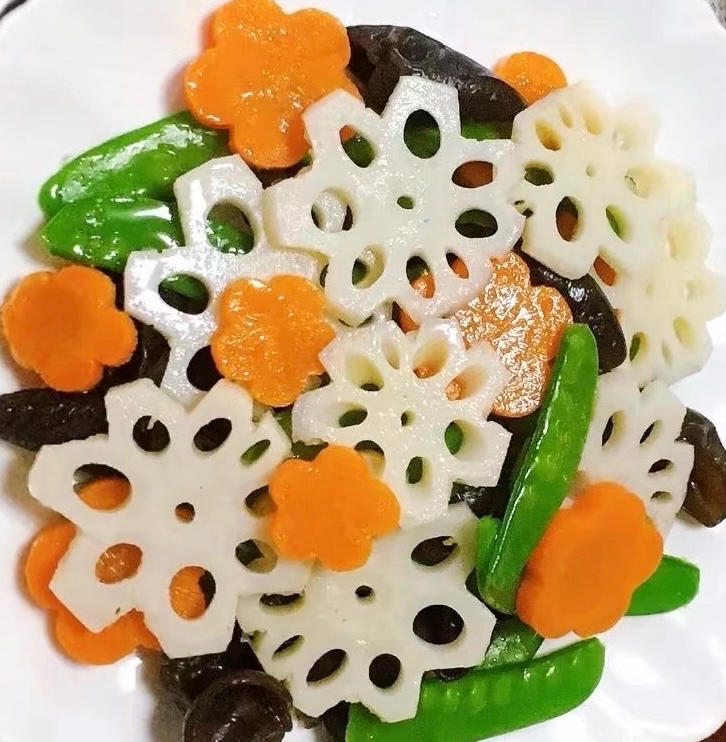 大师菜谱｜荷塘素炒🥗