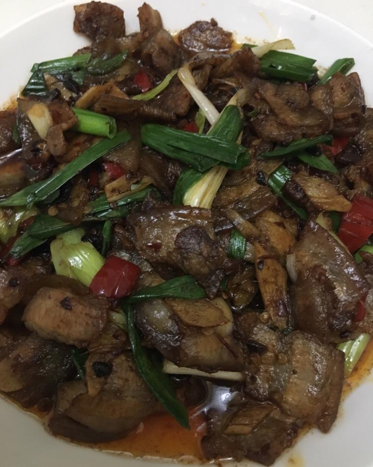 厨师长教你：“回锅肉”的正宗做法，先收藏