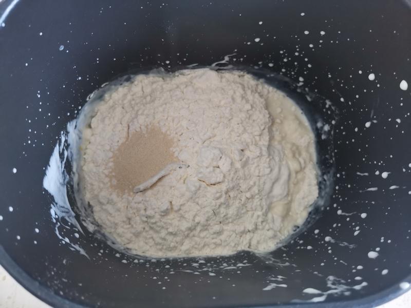 纯奶手撕吐司的做法 步骤1