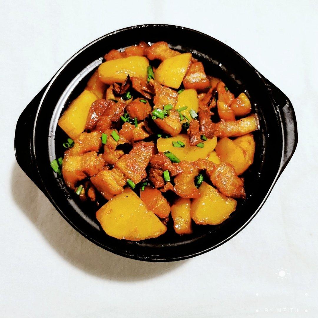 堂妈小厨——小土豆红烧肉