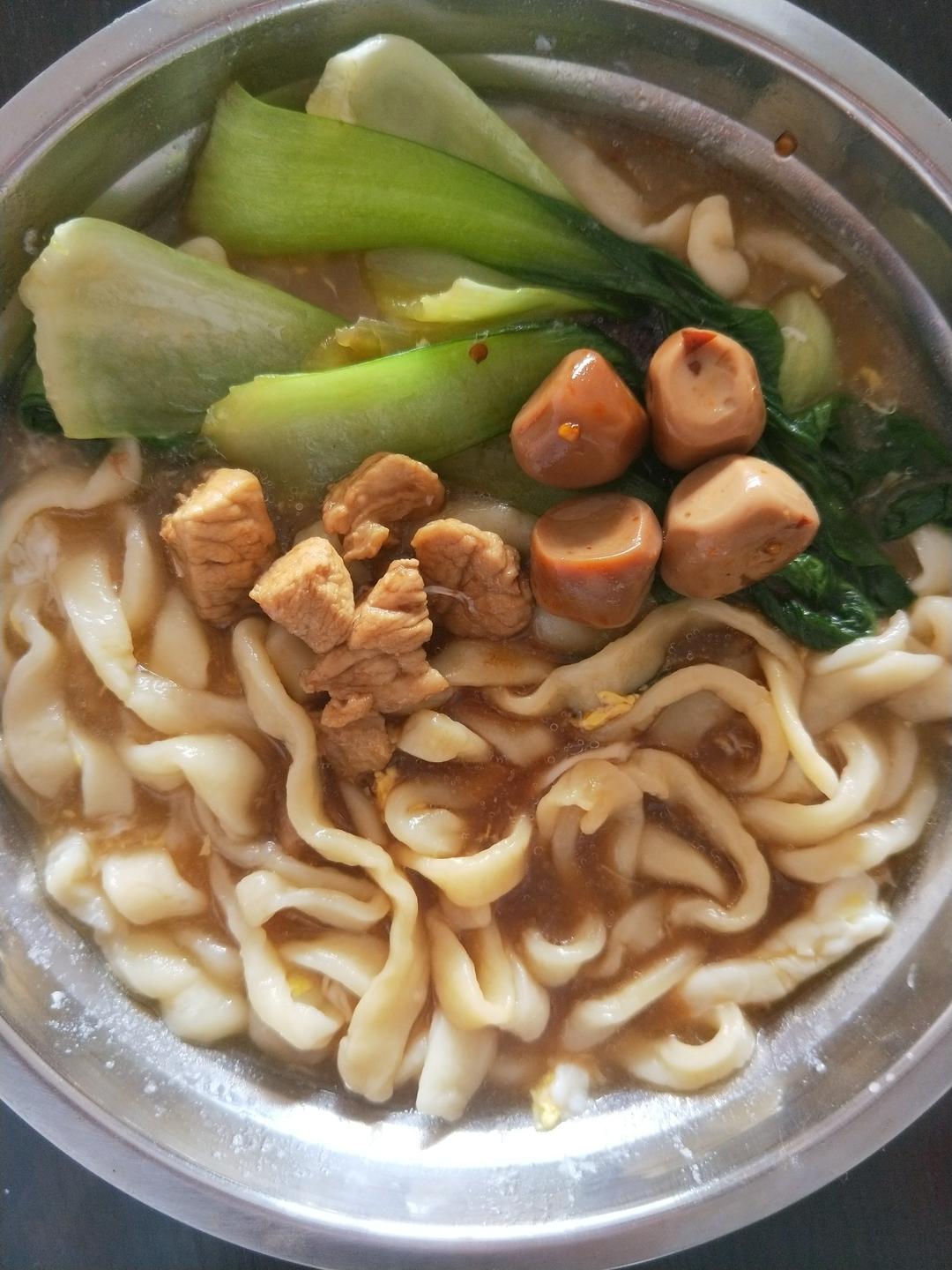 宁佳楠做的手擀面