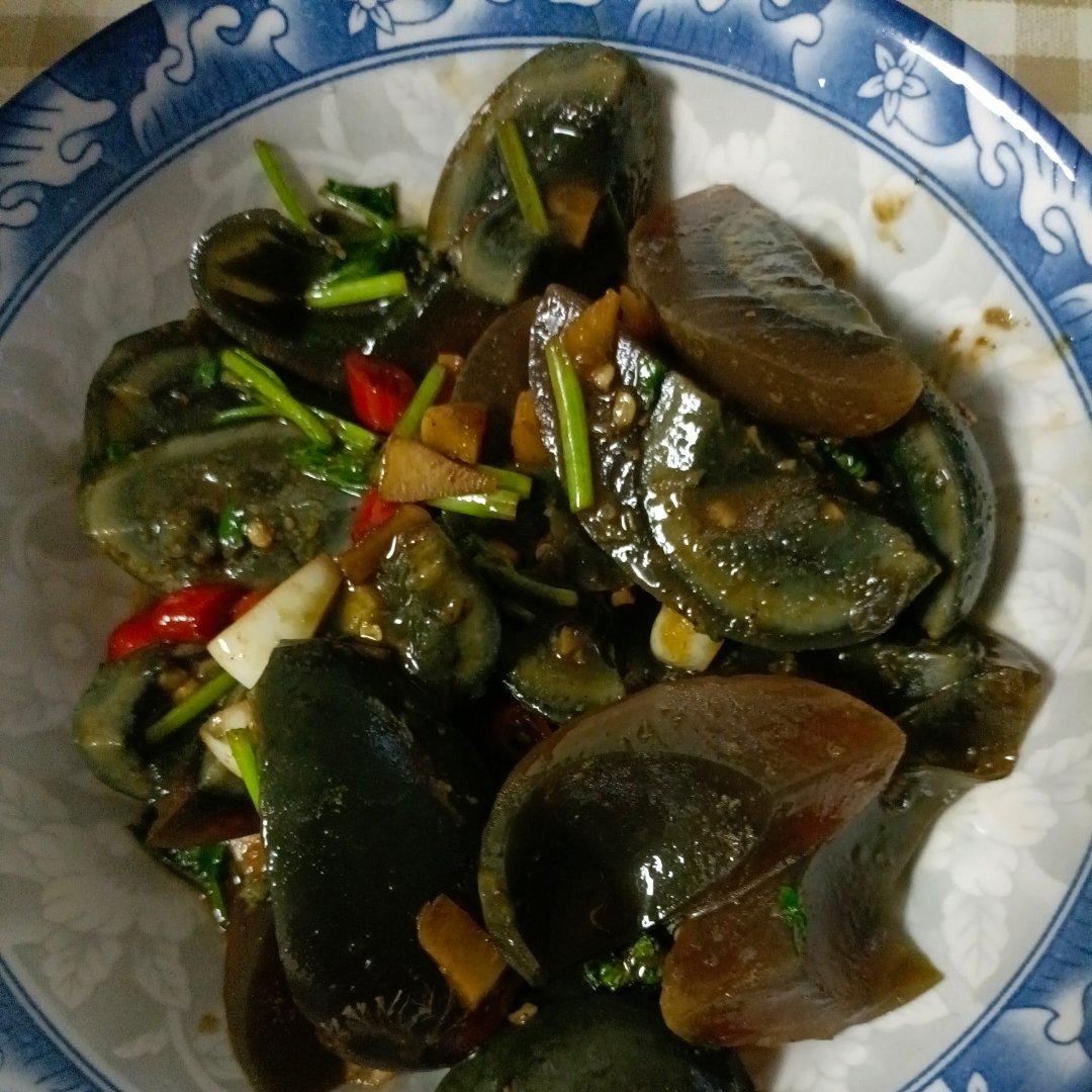 凉拌皮蛋