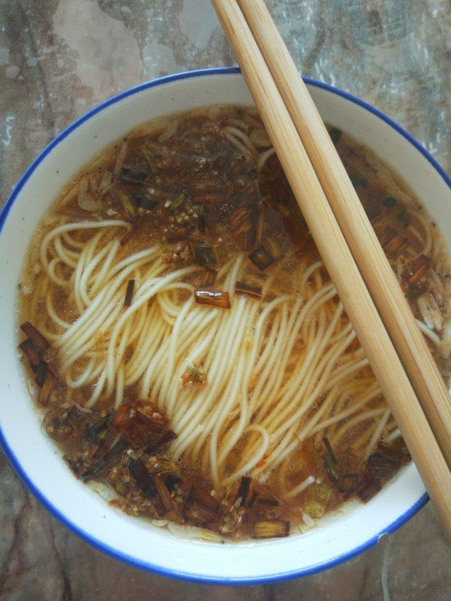 15分钟快手餐之清汤挂面（酸汤）
