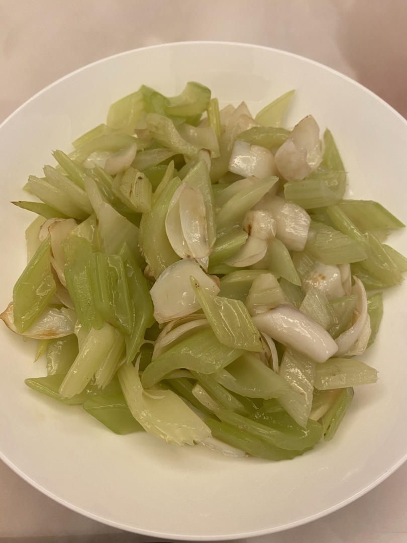 西芹炒百合怎样做到清爽又入味儿