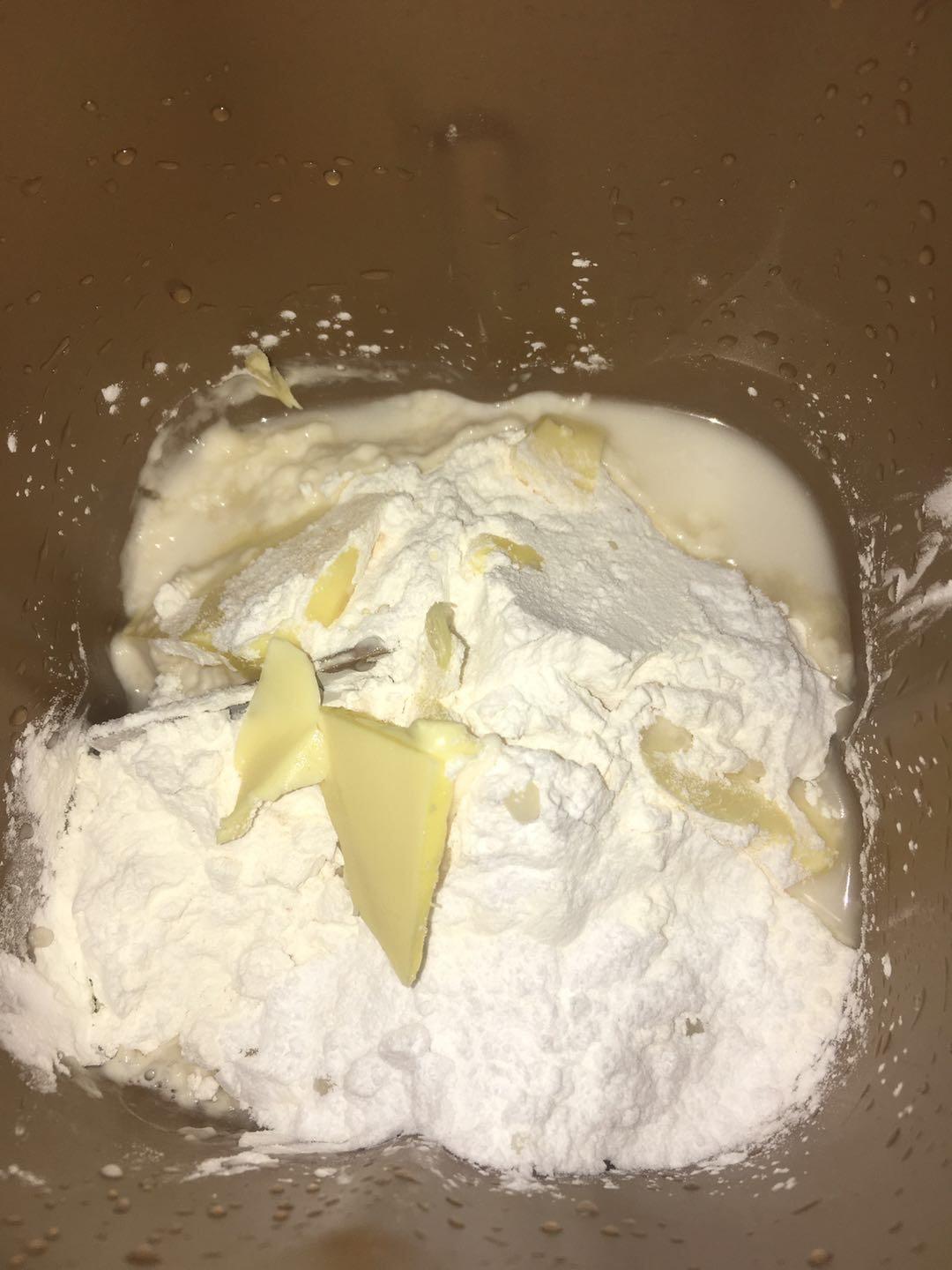 纯奶手撕吐司的做法 步骤1