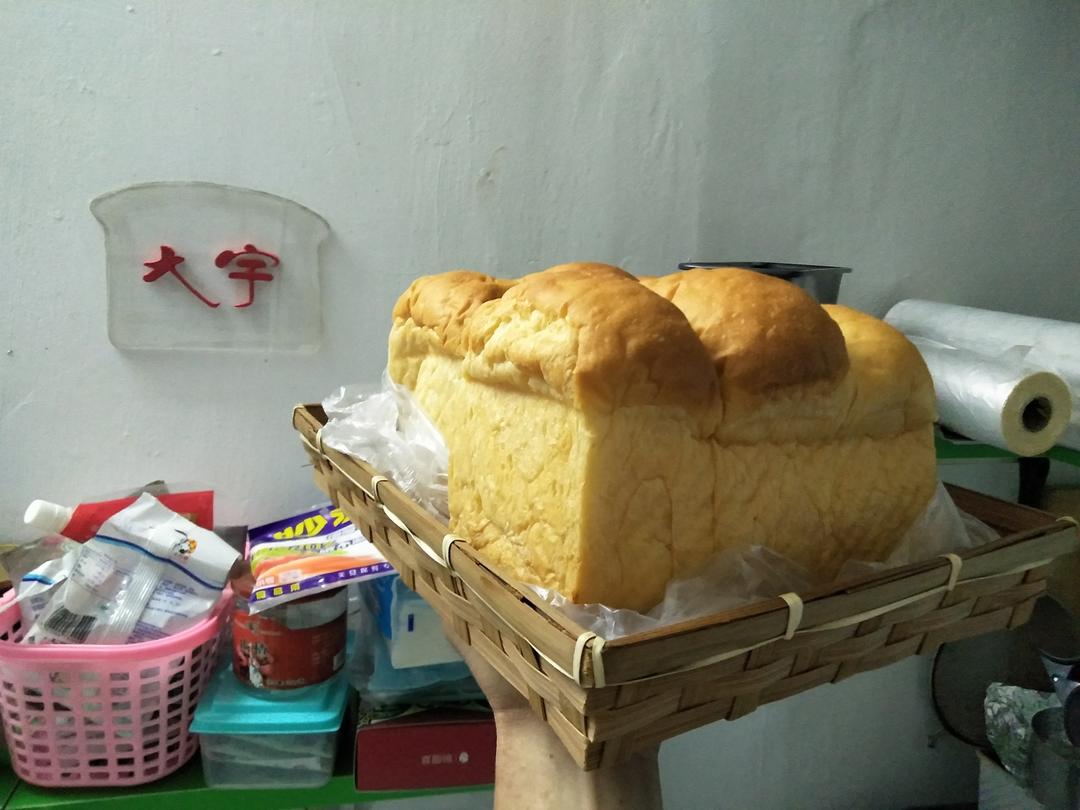 纯奶手撕吐司的做法 步骤1