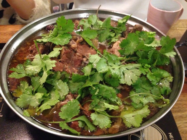 秘制羊蝎子火锅