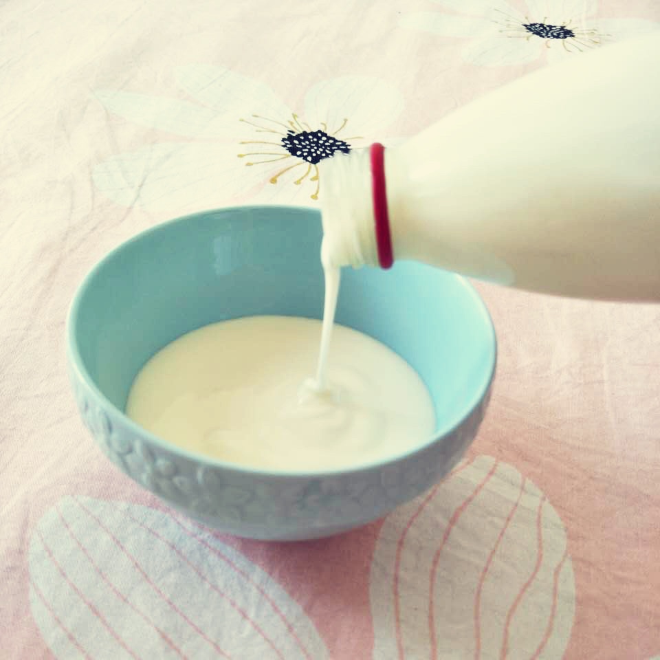 炒鸡简单炒酸奶（无需炒酸奶机）的做法 步骤2